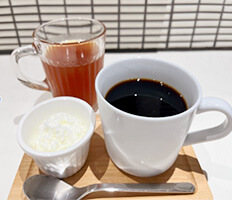 珈琲か紅茶とミニアイス